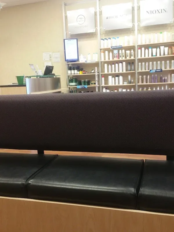 SUPERCUTS — Hair salon in Chattanooga